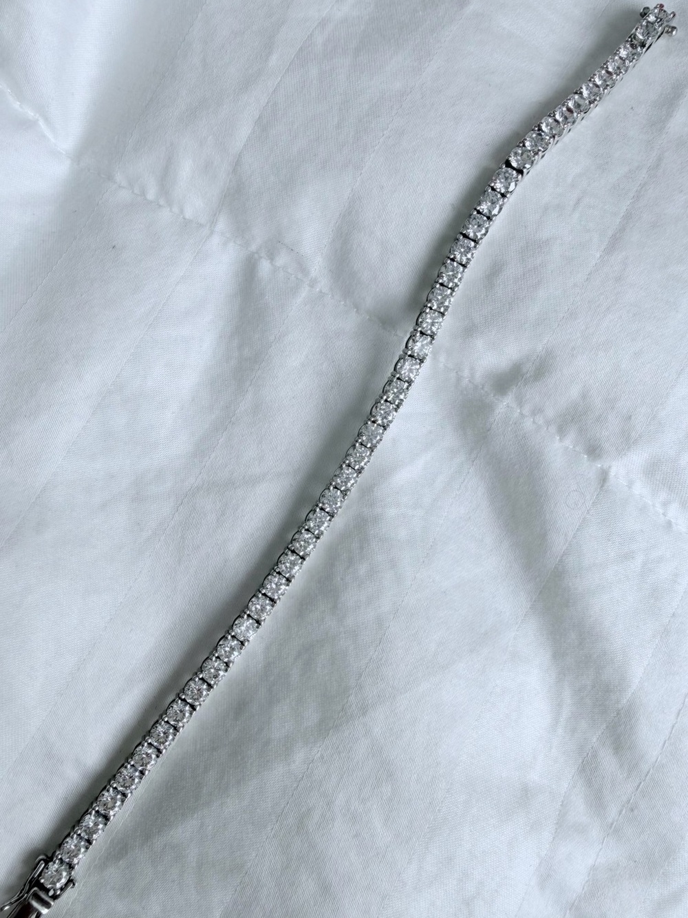 925 Sterling Silver Tennis Bracelet • Sparkling Round Stones • Approx. 7.5”